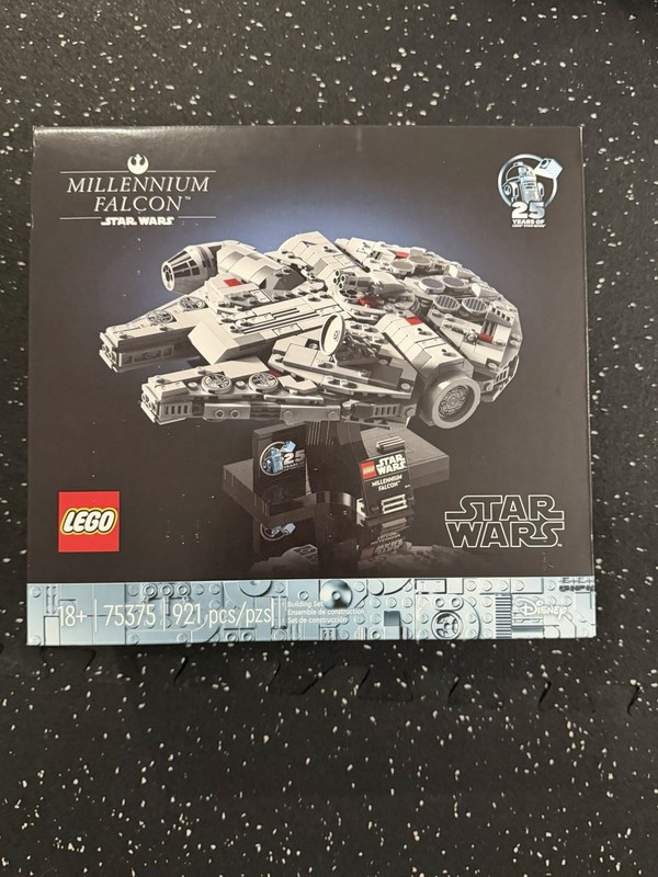 LEGO Star Wars 75375 Millennium Falcon 921pc 18+ Display Stand/Plate Box