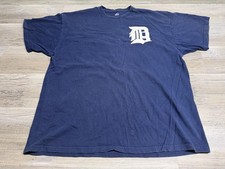 Vintage Y2K Detroit Tigers T-Shirt Old English D Big Logo Faded Short Sleeve 2XL
