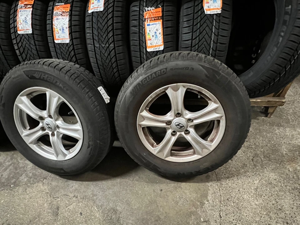 4 ORIGINAL 16" Hyundai Tucson TL 215 70 R16 100T Winterradsatz 6,5 X 16 ET 45 - Bild 2 von 4