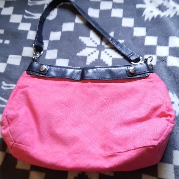 Bolso de hombro Thirty-One rosa floral Foto 2 de 4