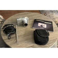 Camera Traveler DC-8600 8.1 megapixel 6x Optical zoom