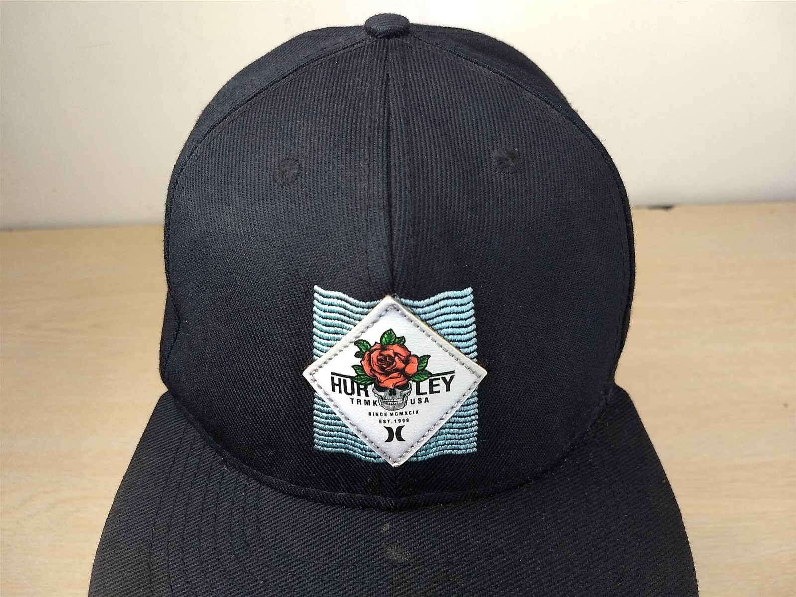 HURLEY ADJUSTABLE SNAPBACK BASEBALL HAT/CAP, BLAC… - image 4