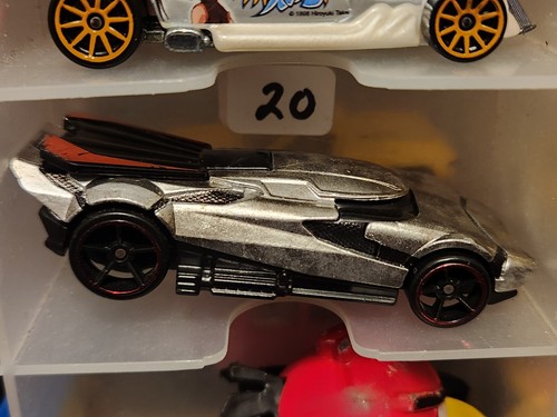 hot wheels loose you pick ( case #28) t.v movie cars batman matchbox - Picture 21 of 25