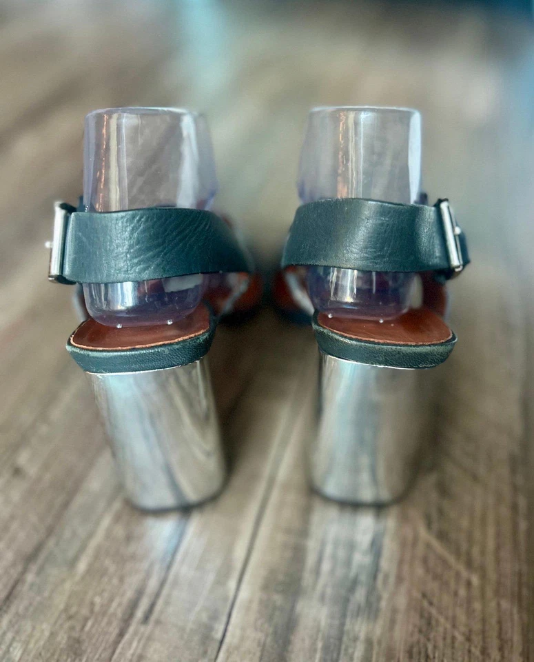 Tacones gruesos Rebecca Minkoff Pina cruzados de piel de serpiente con cordones Foto 3 de 4