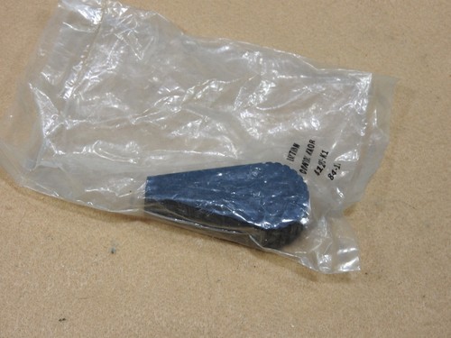 Vintage Raytheon Pointer Knob, 412-P2-K1, 412P2K1. - New in Original Bag - Picture 2 of 4