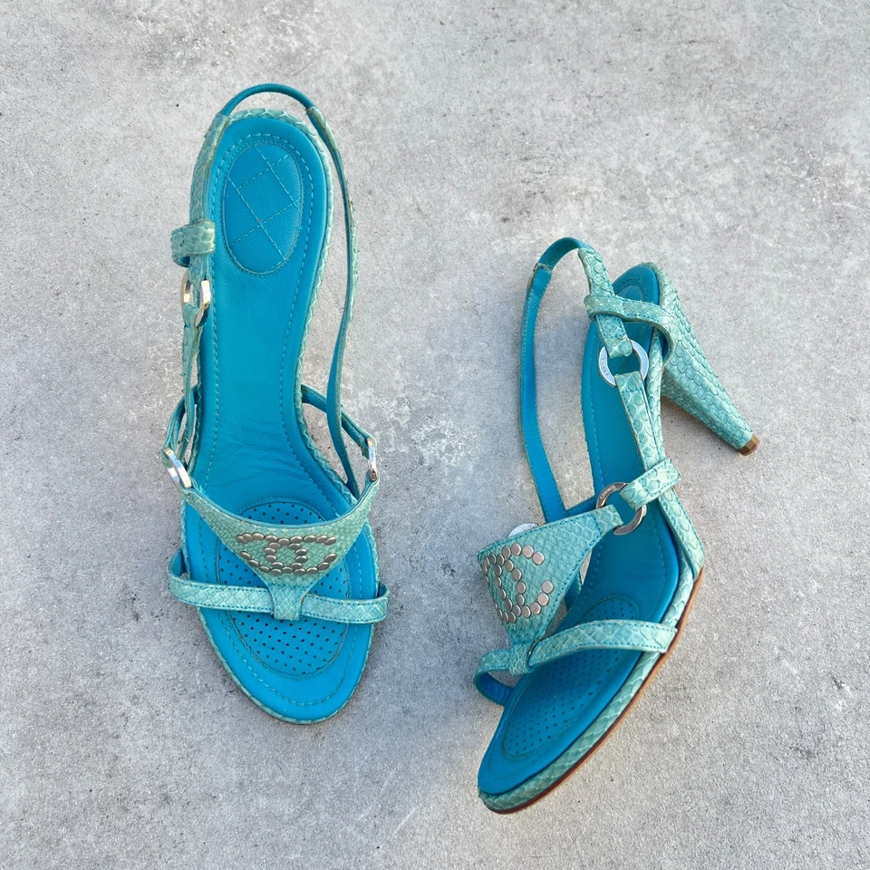 Chanel | Authentic Vintage Blue Python CC Logo Silver Stud Leather Heels (37.5) - Image 2 of 4
