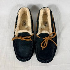 UGG Australia Womens Dakota Black Suede Sheepskin Moccasin Slip-On Size 6 US