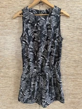 H&M Chiffon Romper Shorts Open Back Drawstring Elastic Waist Black White Size 4