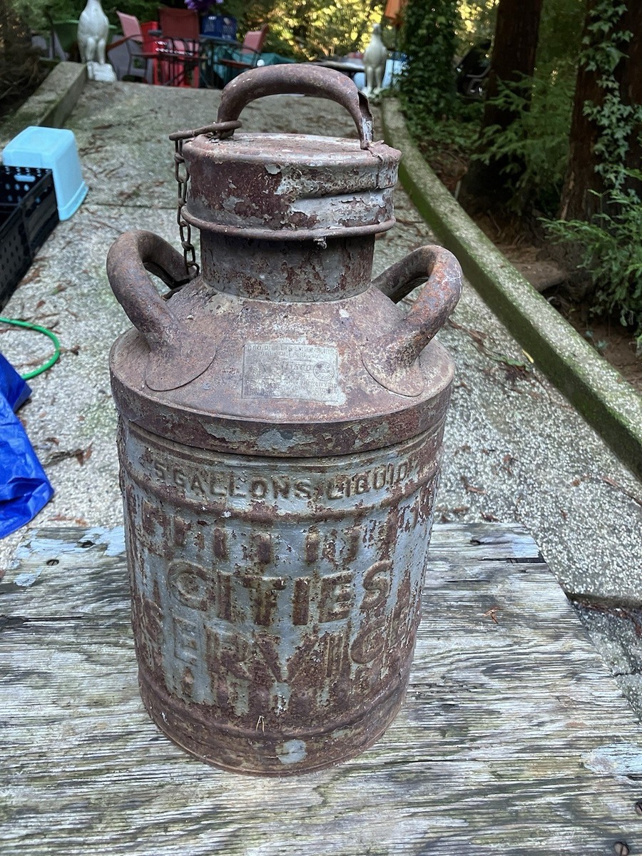 Cities Service 5 Five Gallon Ellisco Embossed Bulk Oil Can (Sign