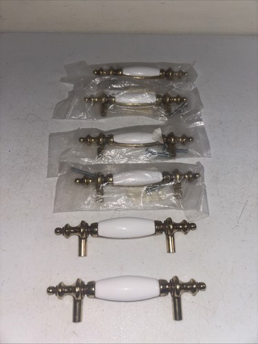 Placas de latón KBCO de 5 piezas y tiradores de cajón de porcelana vintage Taiwán 1979 NUEVO - Imagen 1 de 10