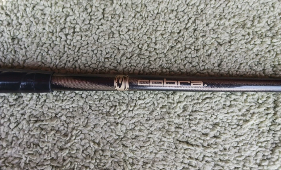 Cobra Cavity Back 50deg Gap Wedge w/35.5" Wedge Flex Graphite Shaft - Image 4 of 4