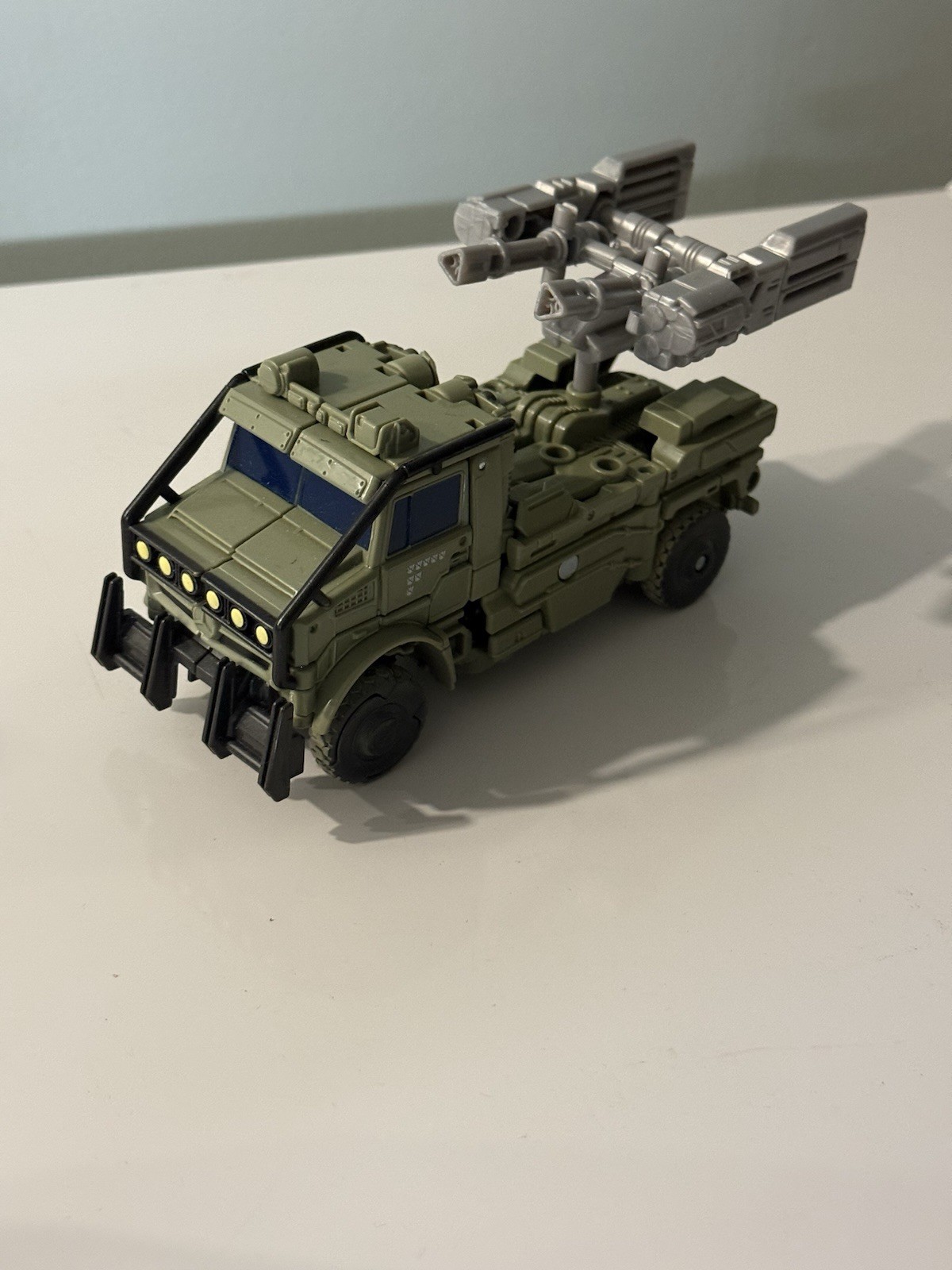 Transformers the Last Knight Voyager Hound Complete Set