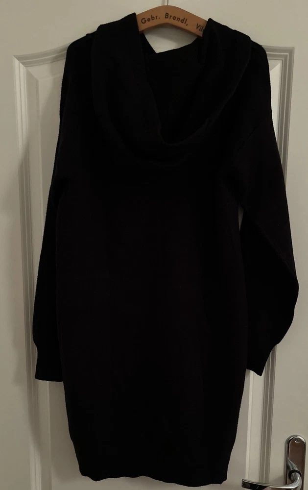 Strickkleid mit Kapuze, C&A Premium, Größe 158, wurde nie getragen, schwarz