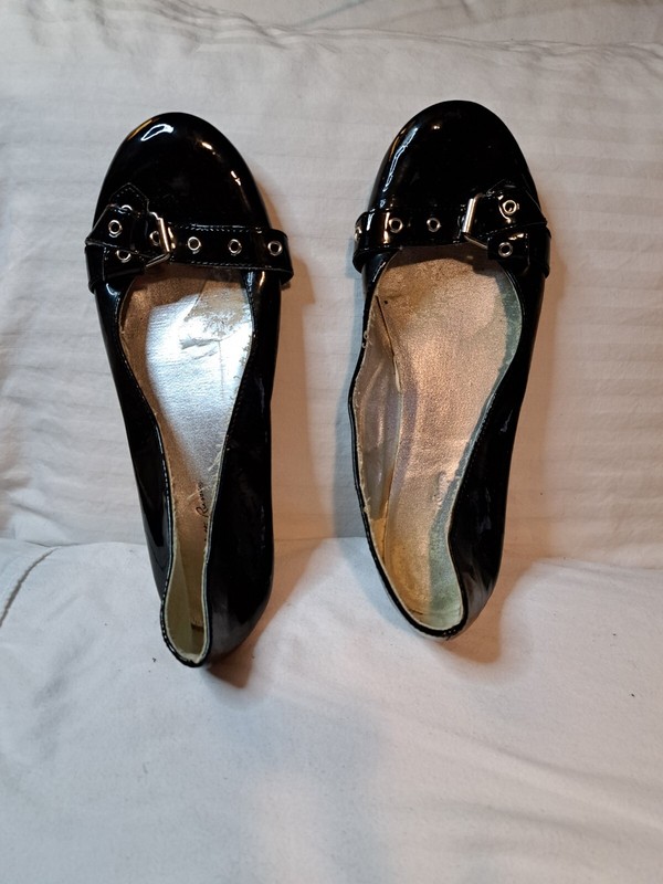 Charlotte Russe Cute Flats Size 7