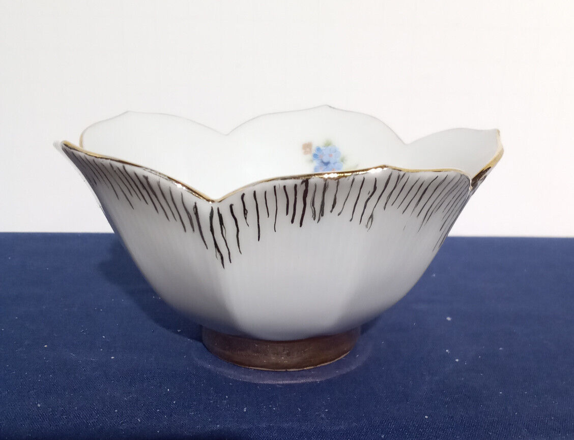 Vintage White Lotus Bowl w/Gold Trim C & W 1958 | eBay