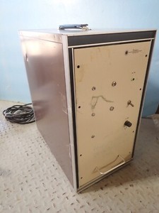 CANDELA CORP. DYE Circulator (#DC.4L/A) w/110V Pump,2 Filters+Temp.Exchange Tank