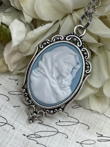 SILV Madonna Mary Child Jesus MOM Heart Jewelry White Mothers Day necklace Cameo - Picture 2 of 8