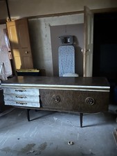 Formica Vintage Sideboard in Great condition