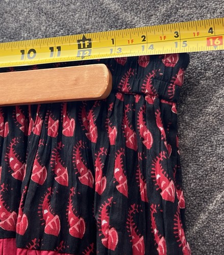 Phool Damen Stufen rot schwarz Boho Maxi langer Faltenrock Größe Medium elastisch - Bild 8 von 11