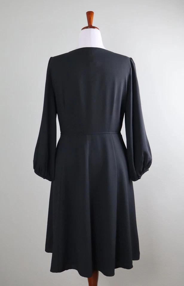 Vestido ANN TAYLOR NUEVO CON ETIQUETAS $129 Negro Sólido Verdadero Envoltura Manga Globo Talla 16 Pequeño Foto 4 de 4