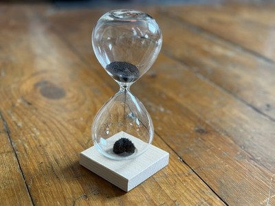 Heiß Magnetisch Sand Timer Sanduhr Spielzeug Home Office Schreibtisch Dekoration Display Neu