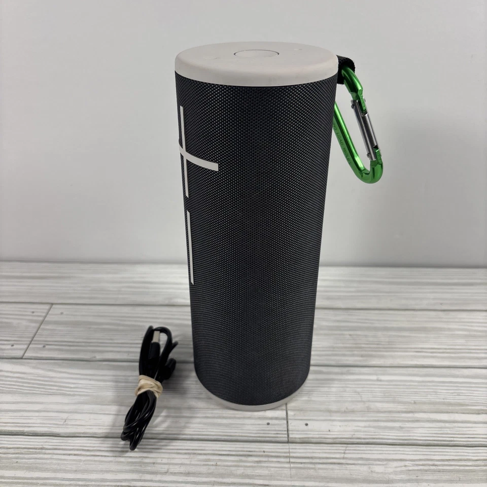 Ultimate Ears UE Boom 3 Wireless Portable Bluetooth Speaker W/Cable Moon S-00171 - Image 2 of 4