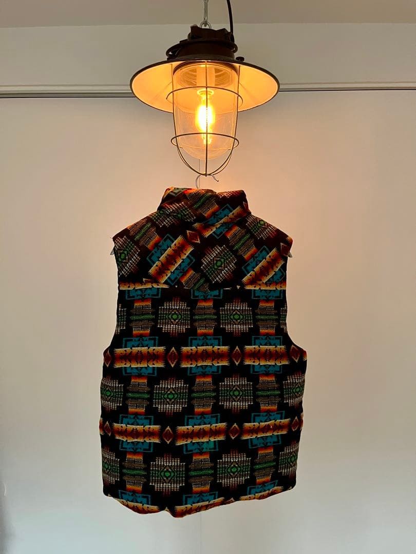 PENDLETON Geometric Pattern Sleeveless Down Vest … - image 2