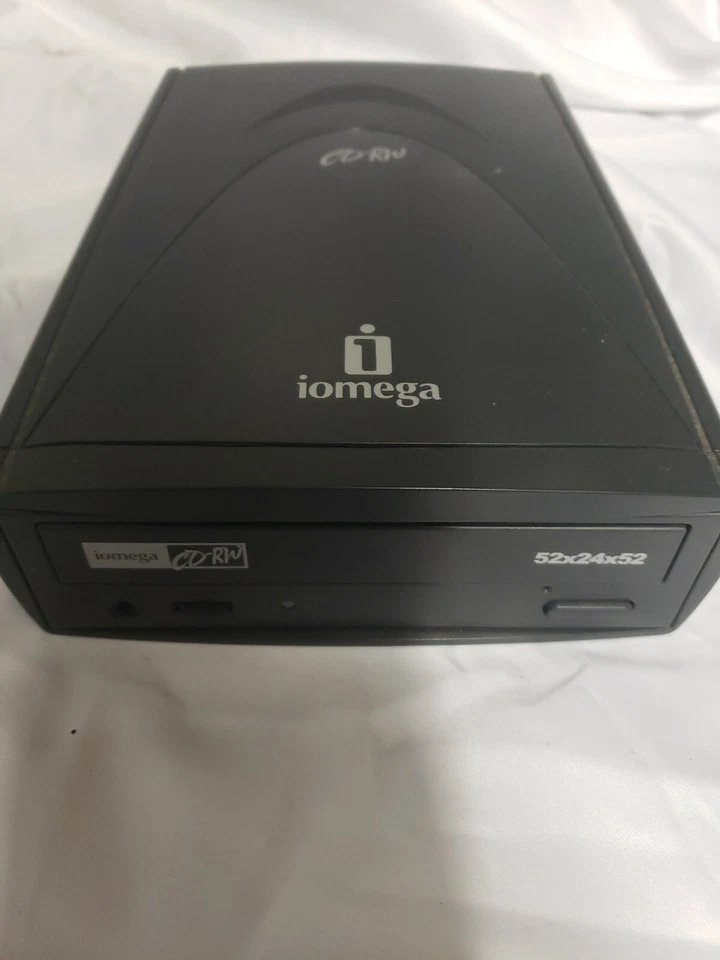 Iomega CD CD-R/RW External USB Drive missing power pack - Image 2 of 4