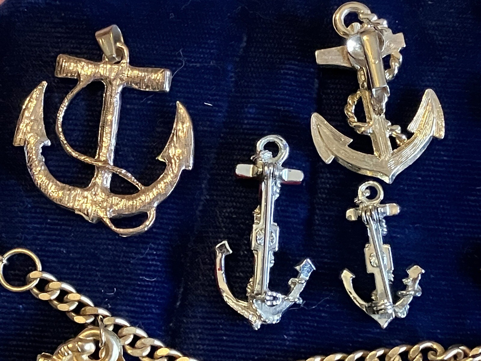 Anchors Aweigh Vintage Jewelry ! Adorable And Weara… Gem