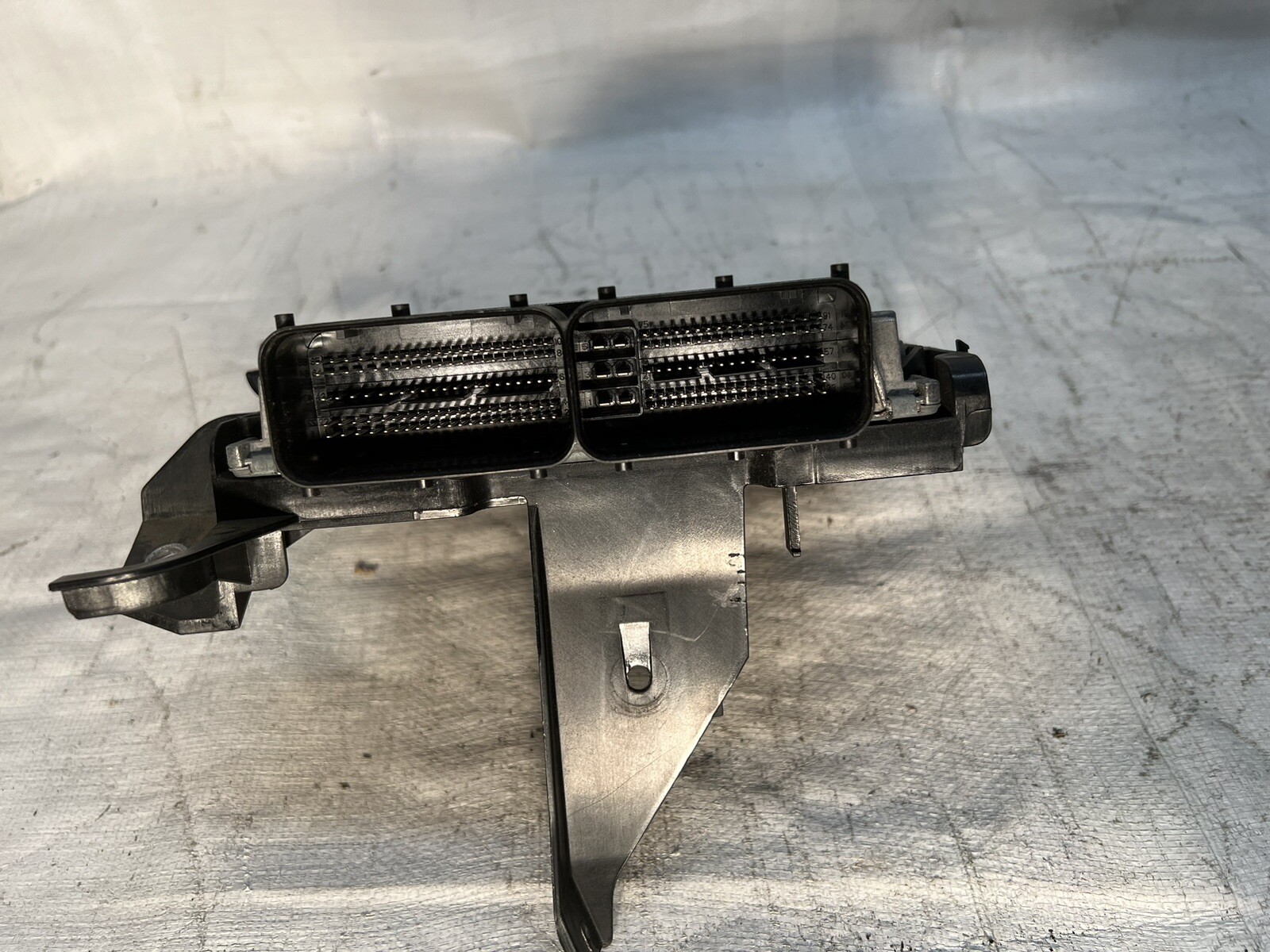 OEM Audi A2C81373200 Engine Control Unit Audi A3 A4 A5 | eBay