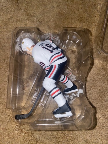 Hallmark Keepsake Christmas Ornament NHL Jonathan Toews Chicago Blackhawk Hockey - Picture 2 of 3