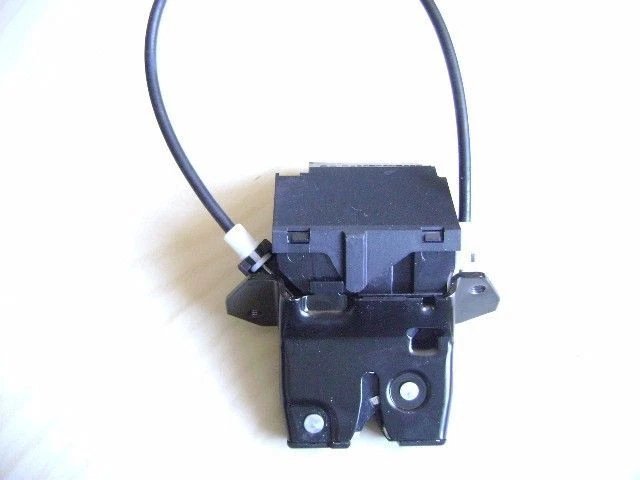 Conjunto de cerradura maletero mercedes w219 r171 c320 c230 clk500 clk55 e320 e500 genuino Foto 3 de 4