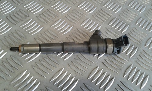 Injecteur BOSCH - RENAULT Clio IV (4) 1.5 DCI - Réf : 8201108033 - 0445110485 - 第 1/3 張圖片