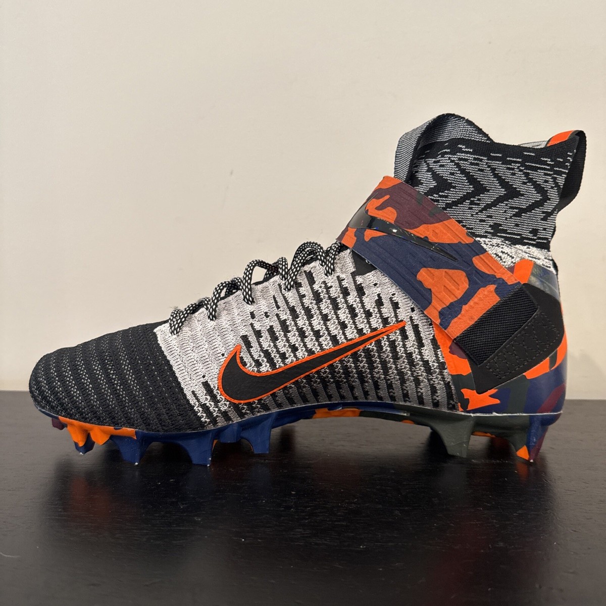 Size 12.5 Nike Alpha Menace Elite 2 Football Cleats Black  display picture 1