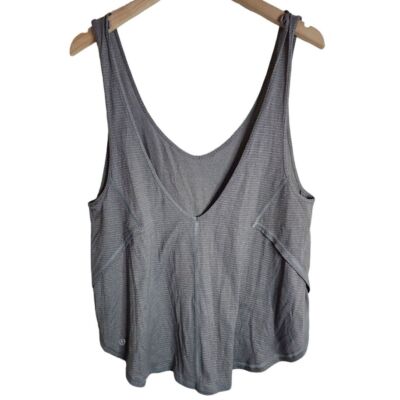 Lululemon Tank Women's 6 Seek The Heat Top Grey Seriously Light Luon