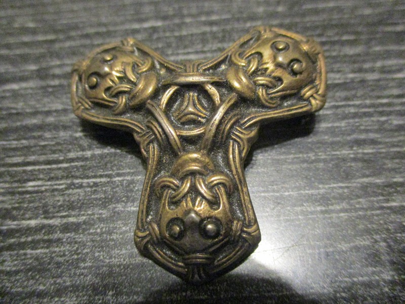 VINTAGE STERLING SILVER ORNATE BROOCH by DAVID ANDERSON 925 VIKING CELTIC DESIGN