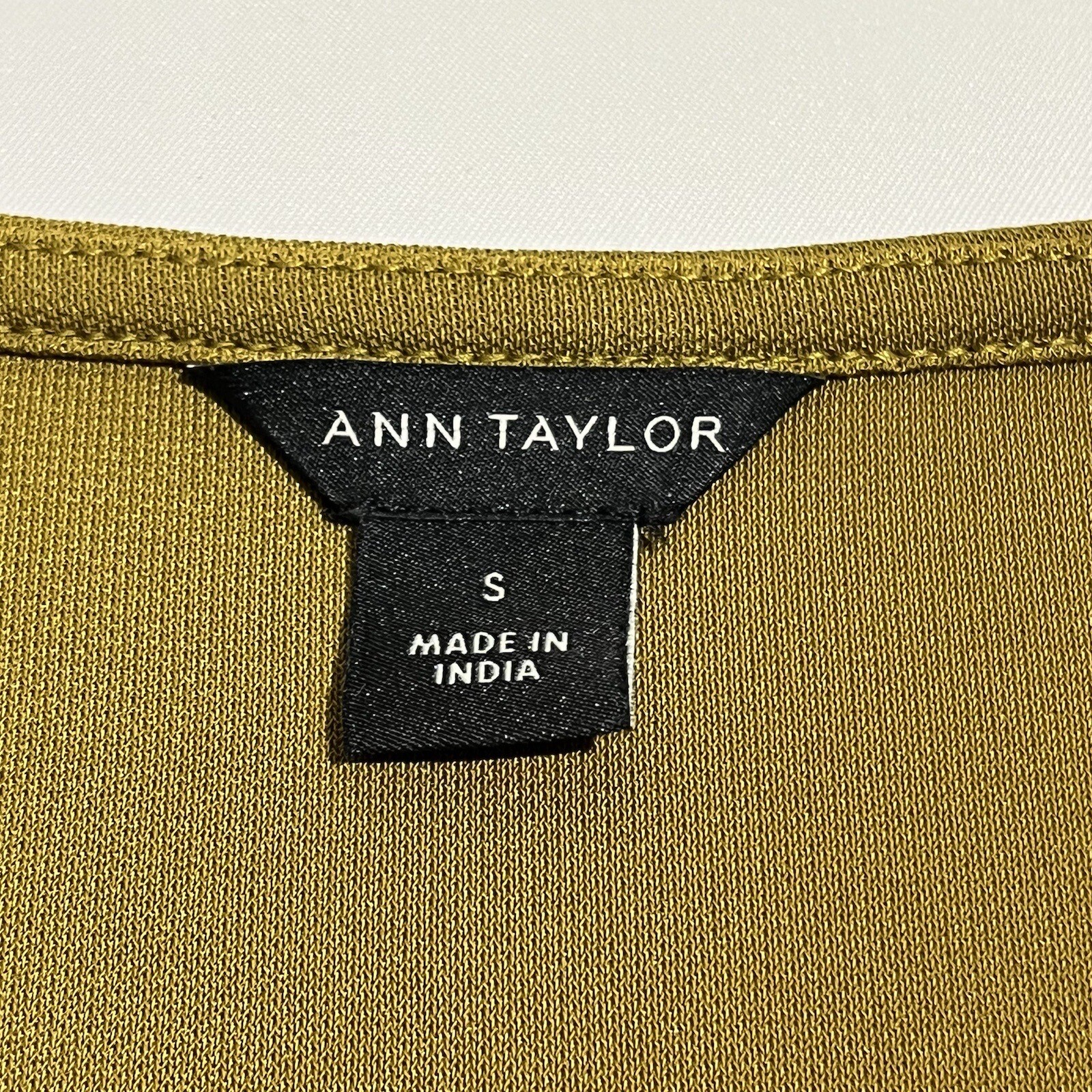 Ann Taylor Mustard Yellow Career V Neck Top Blouse Medium Womens eBay