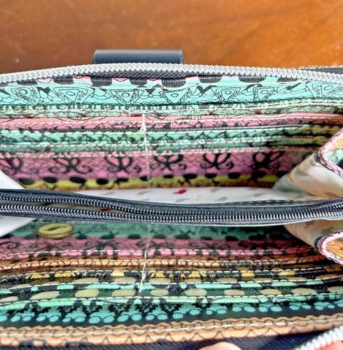 Sakroots Clutch Wallet Smartphone Crossbody Purse Removable Straps - Picture 10 of 10