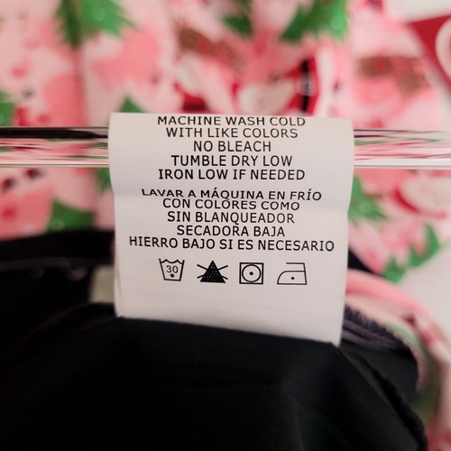 NWT Divine Stretch Sz L Pink Scrub Top Christmas Xmas Tree Santa Reindeer Winter - Picture 6 of 10