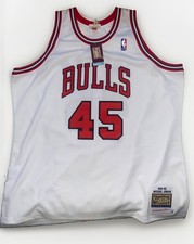 Law of Cards: NBA, MLB, NHL, CLC Go After More Alleged Memorabila Counterfeiters 5