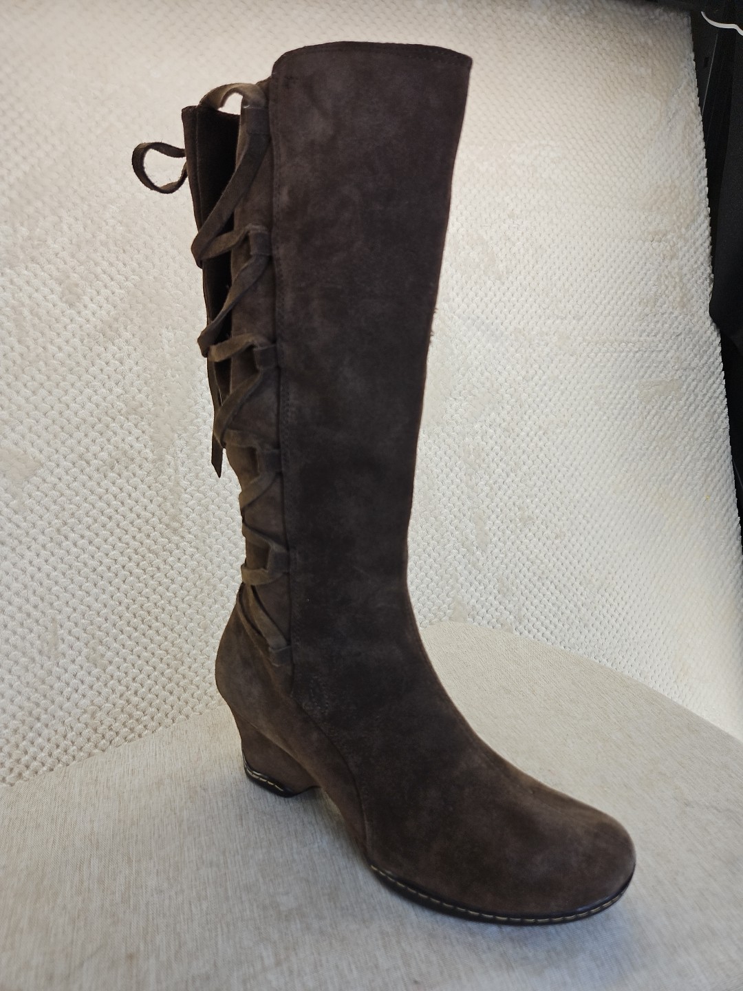 Sofft Chocolate Brown Suede Knee Boots sz 10 M Beautiful Condition