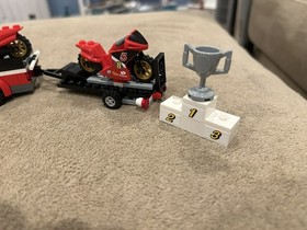 LEGO City: 4x4 Off Roader (60115) and Racing Bike Transporter (60084)