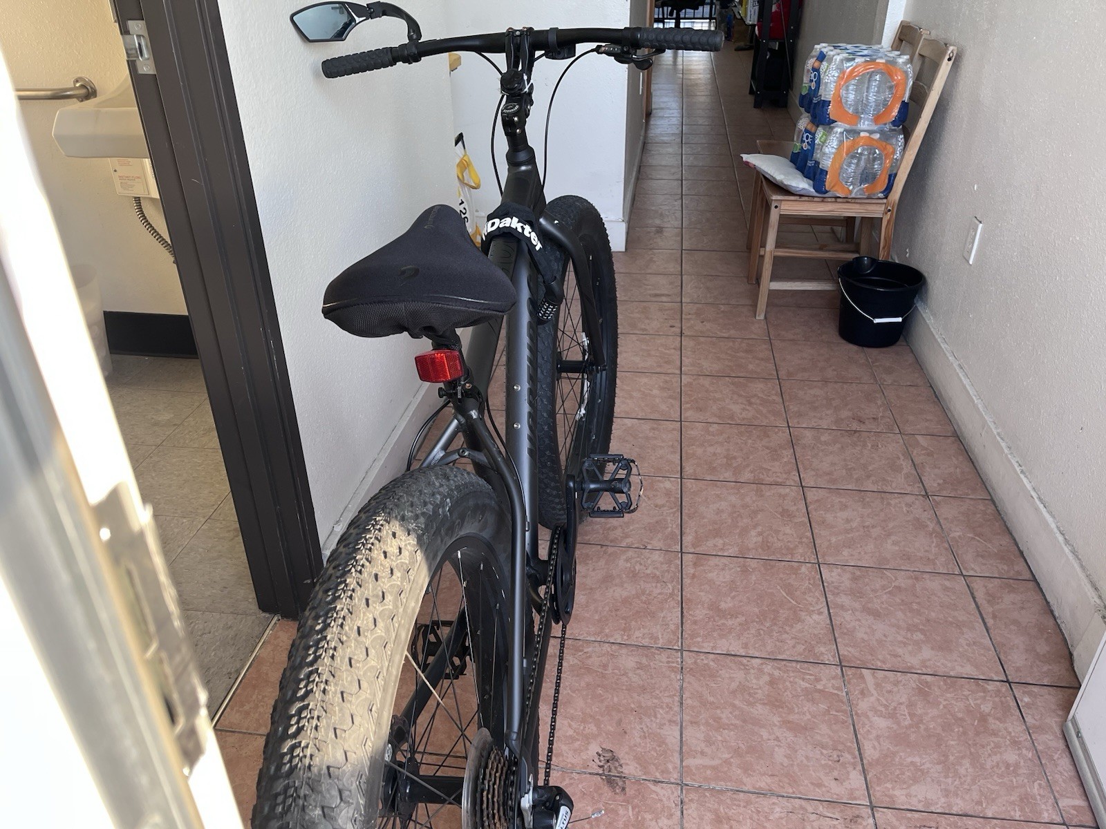 Dakota Fat Bike with Fat Tires Black