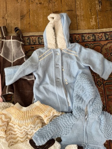 35x Vintage Baby Clothes Knitted Crochet Cardigans Dresses 70s 80s Joblot TC3 - Picture 4 of 15