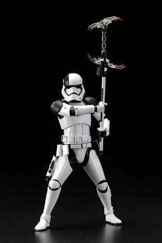 Figura ArtFx 1/10th Star Wars First Order Stormtrooper Executioner de Kotobukiya - Imagen 6 de 12