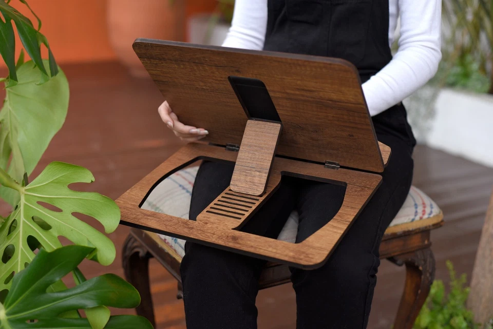 ANGELYCIA Wooden Book Stand for Reading - Image 4 of 4