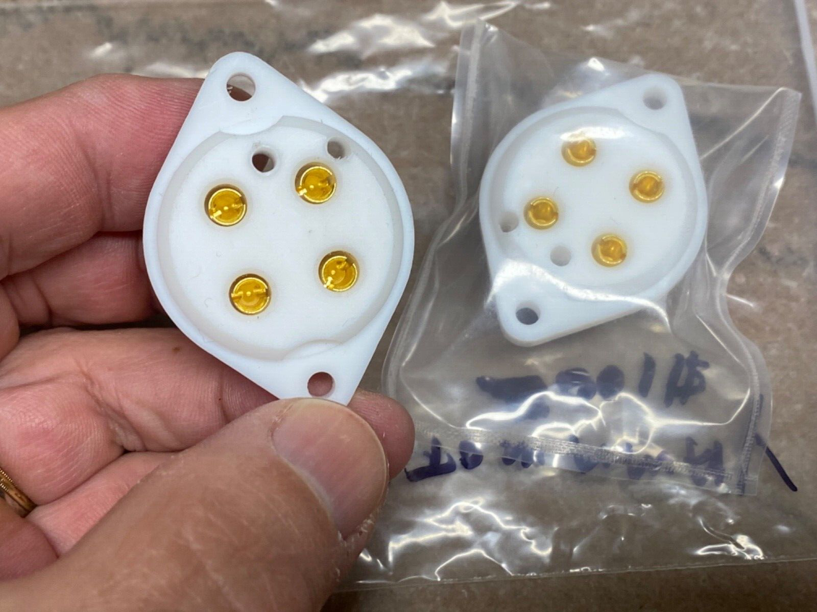 Pair Yamamoto Sound Crafts UV-4P TeflonTube Sockets,  WE101, 102, 205 4-pin Base