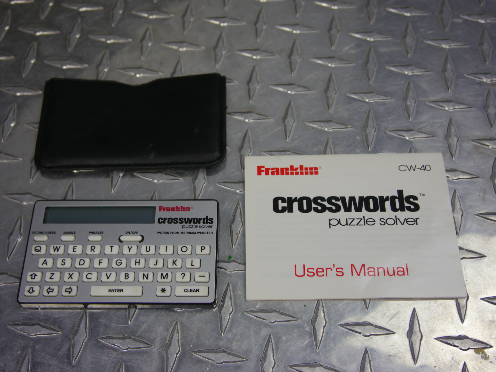 Franklin Handheld Crosswords Puzzle Solver CW40 w/ Protective Case eBay