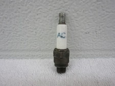 Antique Vintage AC 104 Spark Plug 10MM thread Collectible
