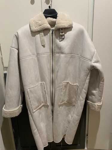 Ana L Fur White Coat - Picture 2 of 2